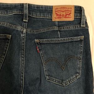 Levis Strauss & Co. Skinny Jeans